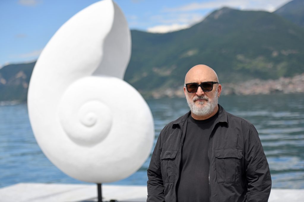 “GAME CARE”: il gioco di Bombardieri sul lago d’Iseo